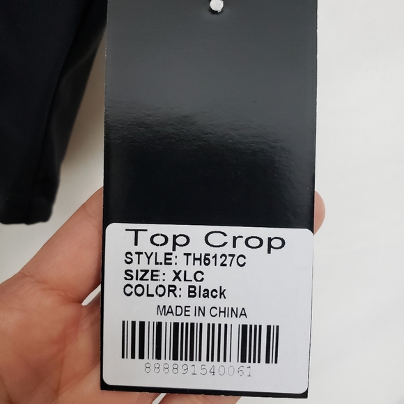 NWT Theatricals Mock Neck Dance Crop Top XLC - Picture 5 of 7